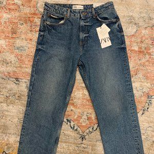 Zara Ankle Straight Jeans
